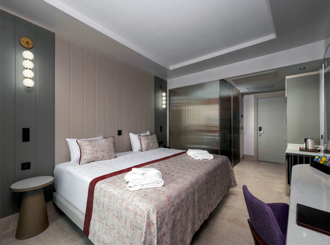  Standard Land View Room